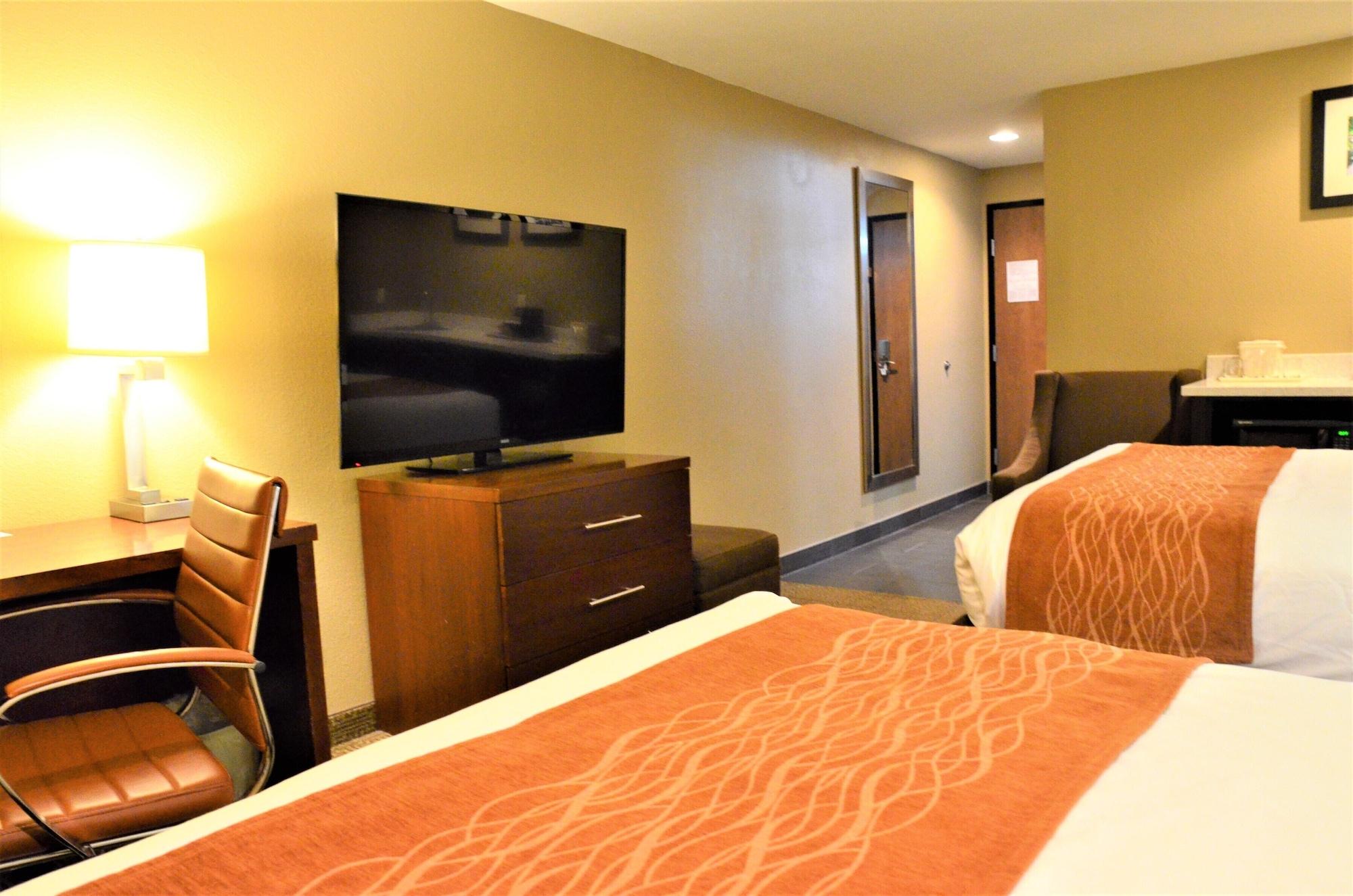 Comfort Inn & Suites Beaverton - Portland West Buitenkant foto
