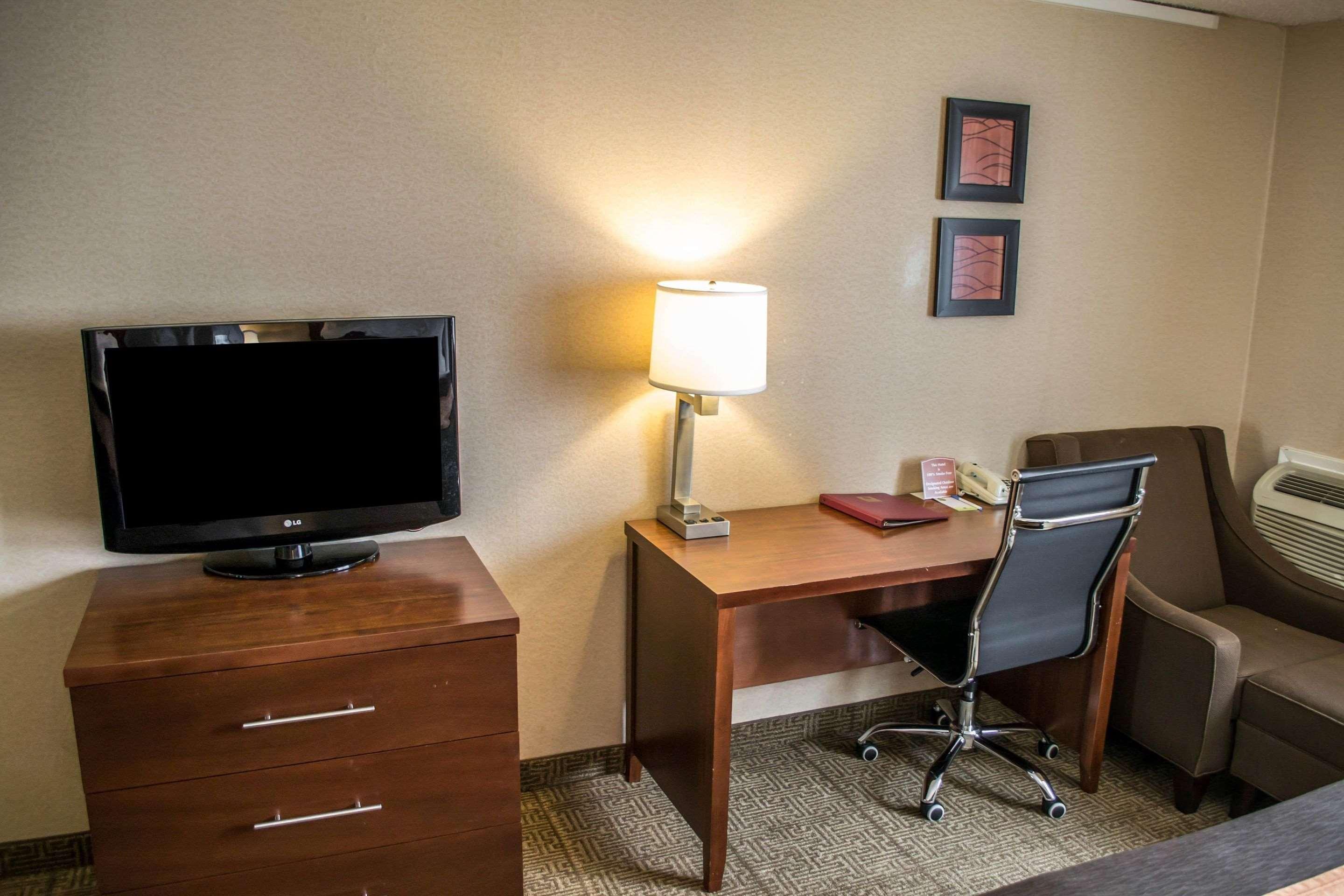 Comfort Inn & Suites Beaverton - Portland West Buitenkant foto