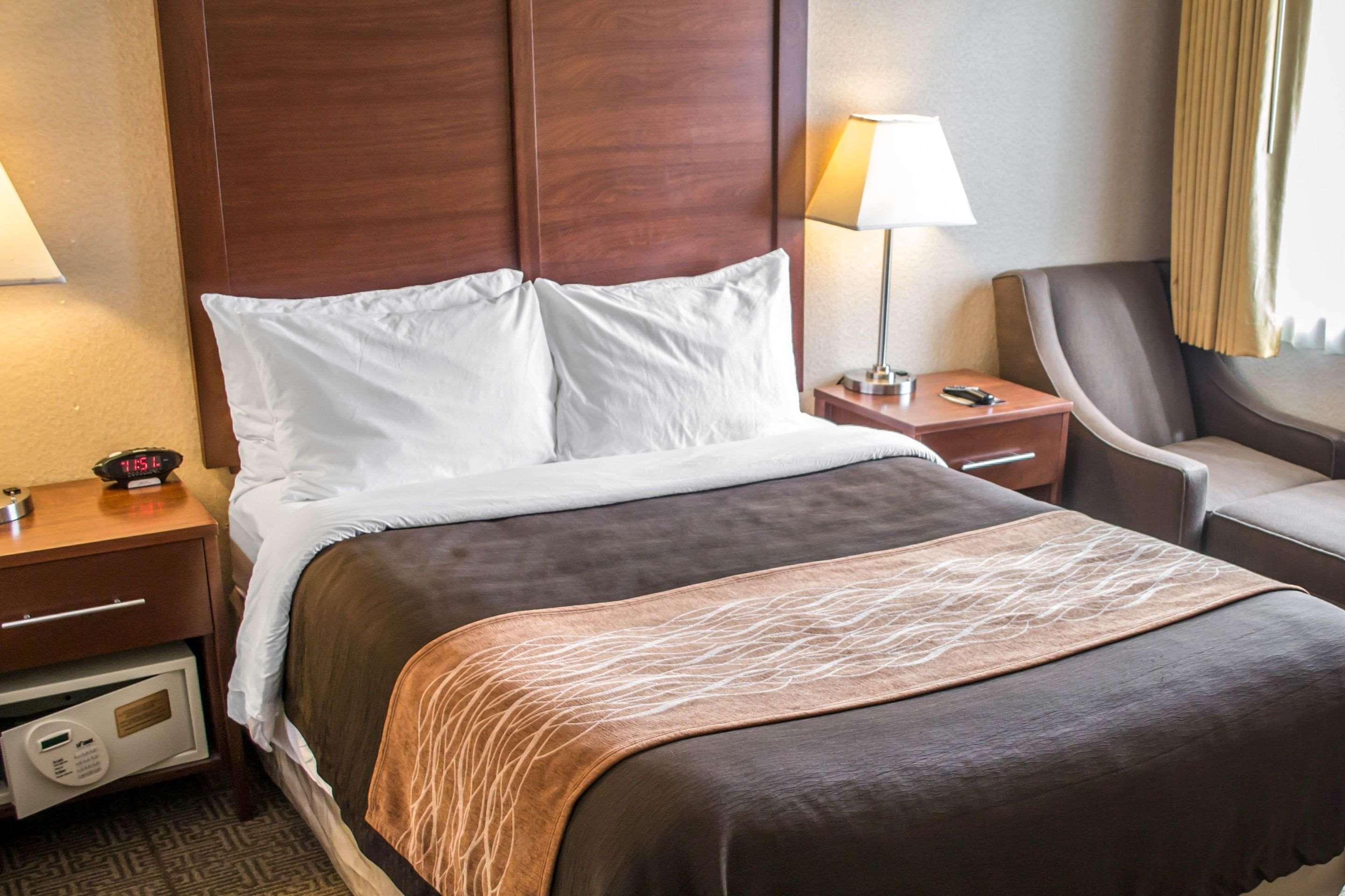 Comfort Inn & Suites Beaverton - Portland West Buitenkant foto